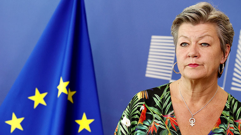 Ίλβα Γιόχανσον: Να υπάρξουν νόμιμες οδοί για τη μετάβαση ανθρώπων στην Ευρώπη